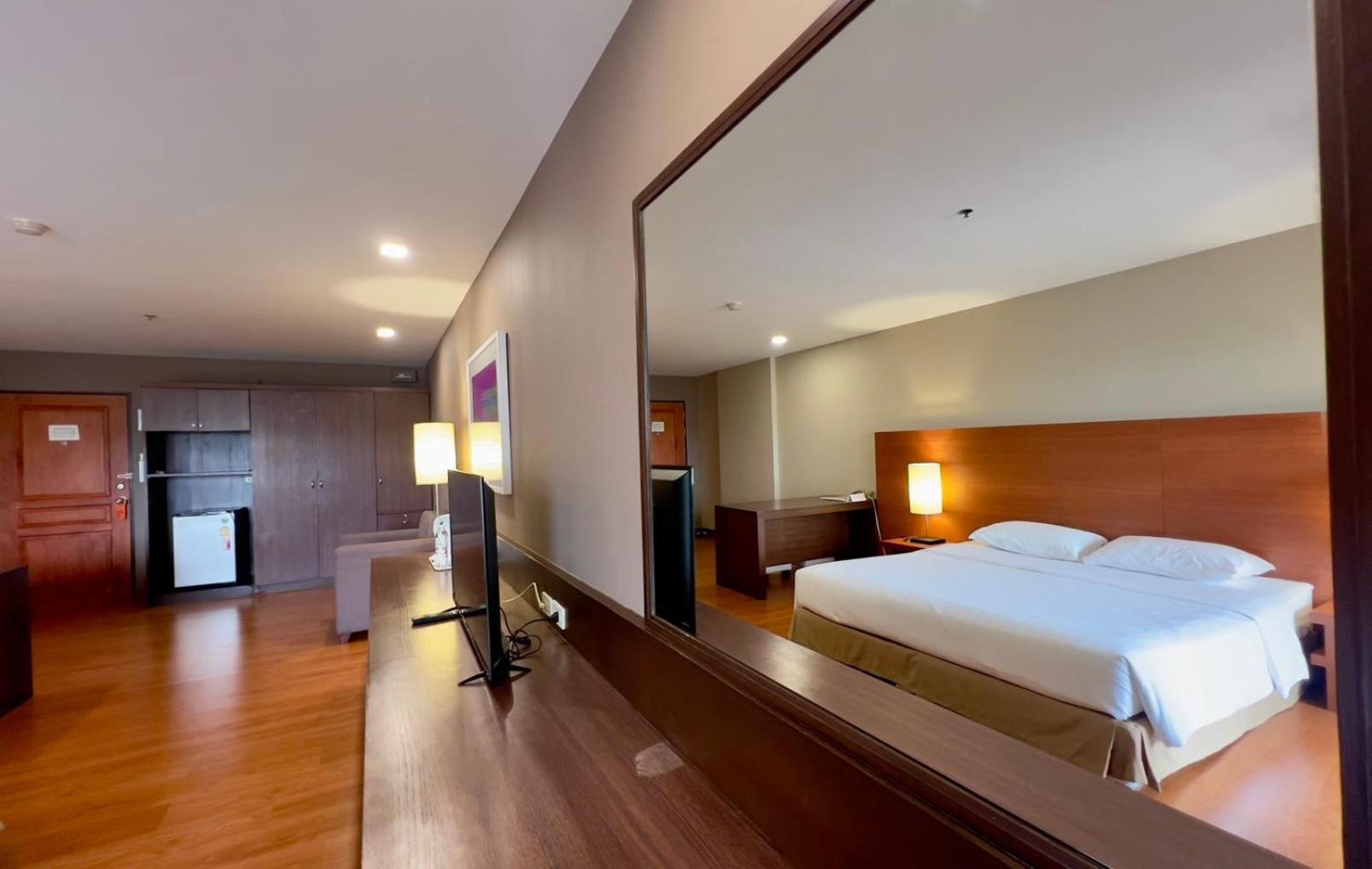 Bu Place Hotel Bangkok Extérieur photo