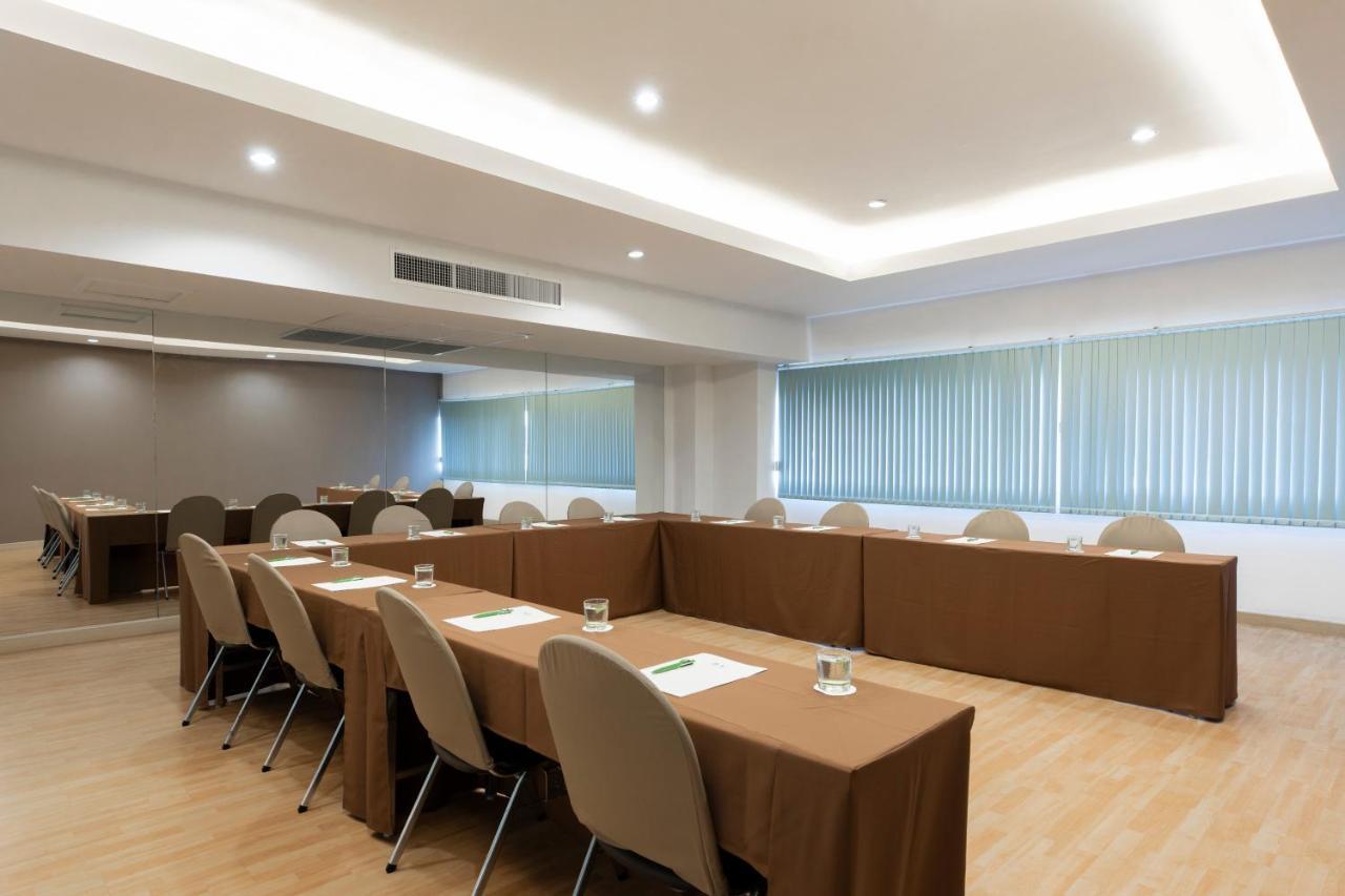 Bu Place Hotel Bangkok Extérieur photo